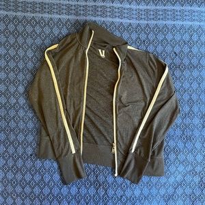 VUORI ZIP UP LONG SLEEVE -- MEDIUM